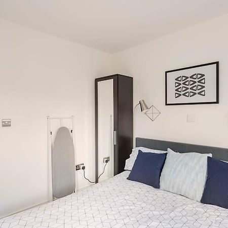ברמינגהאם Cosy Brand New Spacious 1 Bed Luxury Apartment מראה חיצוני תמונה