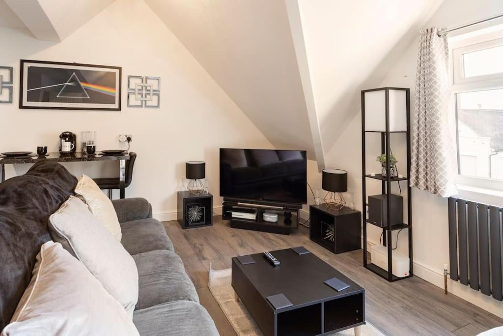 ברמינגהאם Cosy Brand New Spacious 1 Bed Luxury Apartment מראה חיצוני תמונה